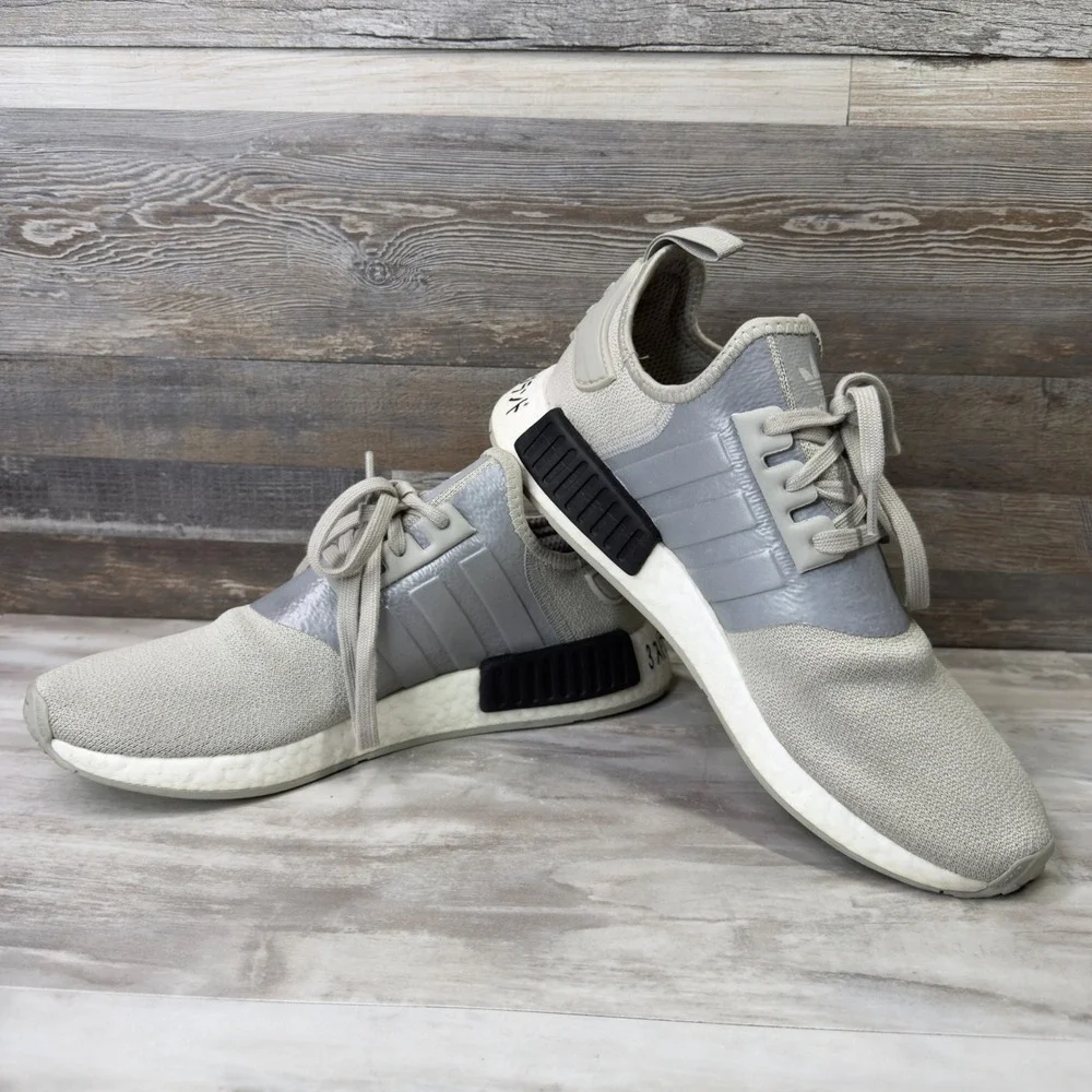 Adidas NMD R1 Futuristic Men's Size 10.5 Running Shoes Metal Grey‎ EF4261